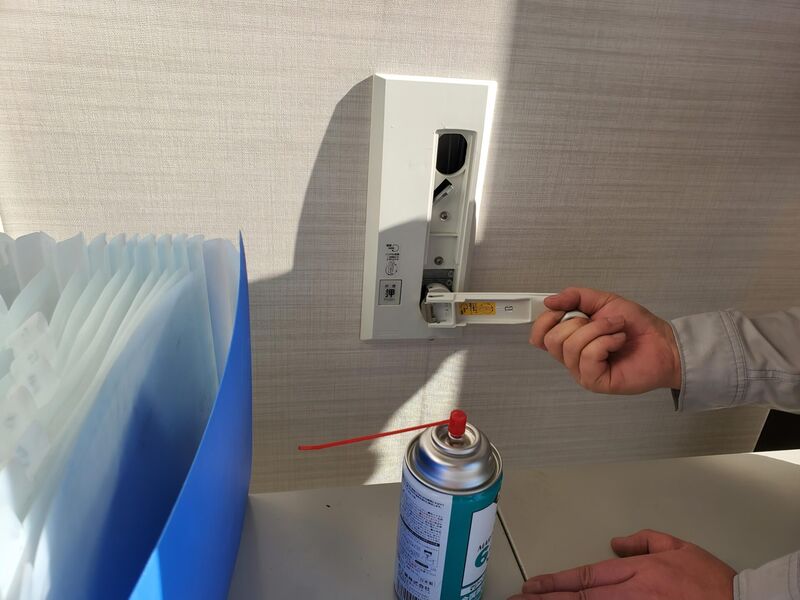 排煙窓操作口 メンテナンス